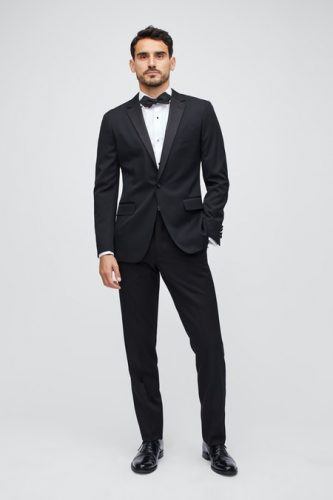 Men's Black Tie Dress Code | 17 Outfits for Black Tie Events
