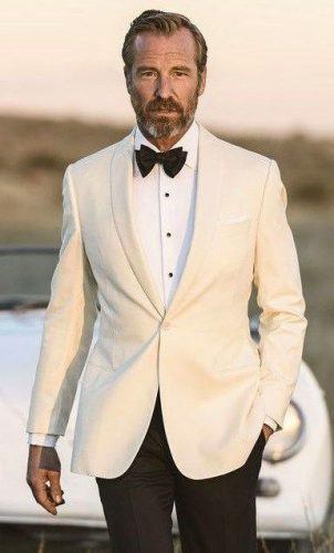 20 Wedding Outfits For Men Over 50:What to Wear to a Wedding