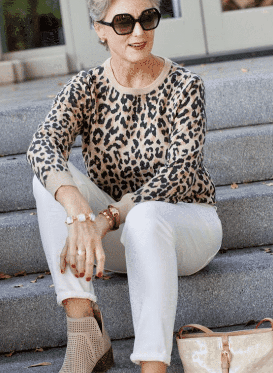 best travel outfits for ladies over 60