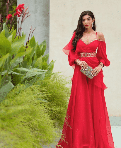 Delhi Wedding with a fab Mehendi look that's perfect for a summer wedding!  - Witty Vows | Engagement gowns, Indian wedding gowns, Indian party wear  gowns