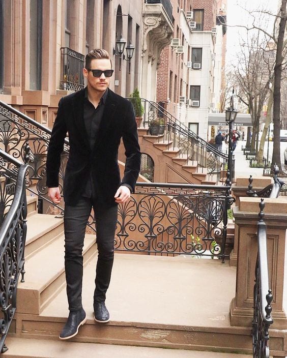 How To Wear Velvet Suits Men 2