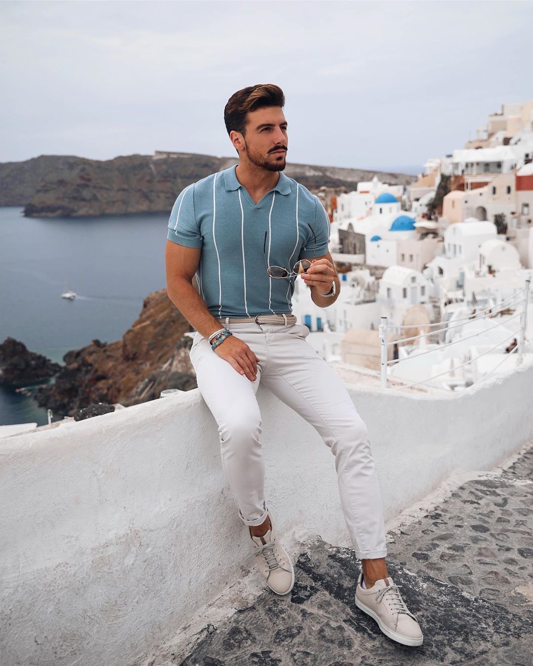 greece travel outfits for men