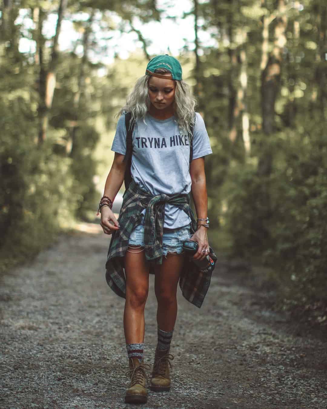 73-perfect-camping-outfit-ideas-with-packing-tips