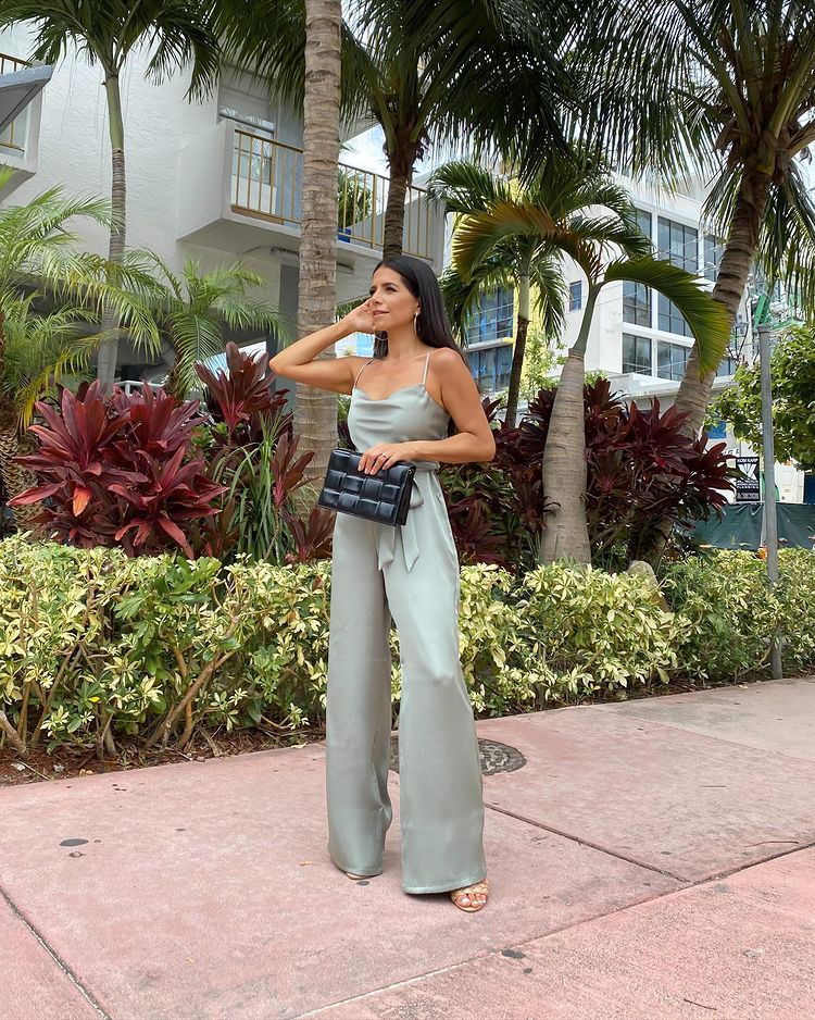 20 Fabulous Outdoor Dining Outfits For Women