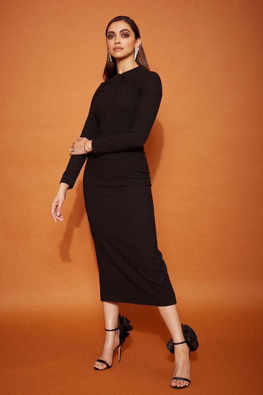 20 Celebrity Outfits on a Budget That You Can create Easily 20 Celebrity Outfits on a Budget That You Can create Easily