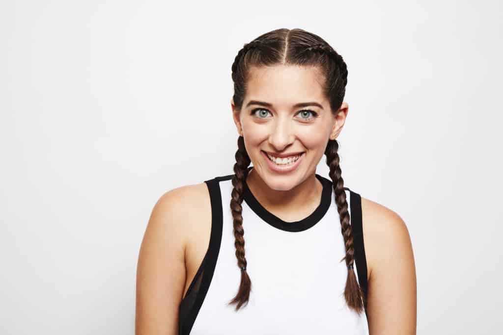 23 Hairstyles for Greasy Hair Without Dry Shampoo to Try Now