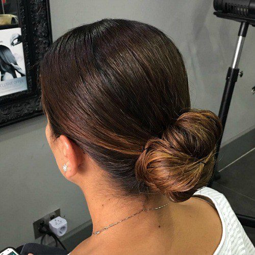 23 Hairstyles for Greasy Hair Without Dry Shampoo to Try Now
