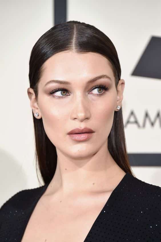 23 Hairstyles for Greasy Hair Without Dry Shampoo to Try Now