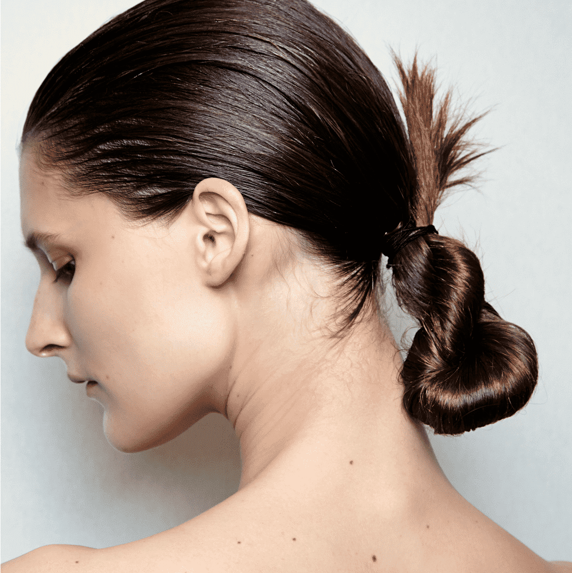 23 Hairstyles for Greasy Hair Without Dry Shampoo to Try Now