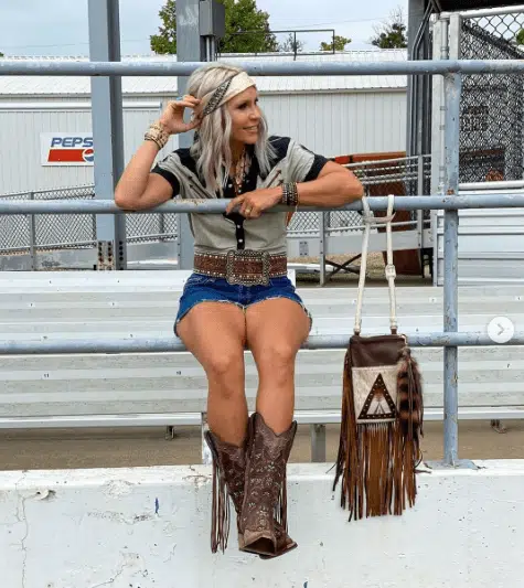 fringe boots outfits