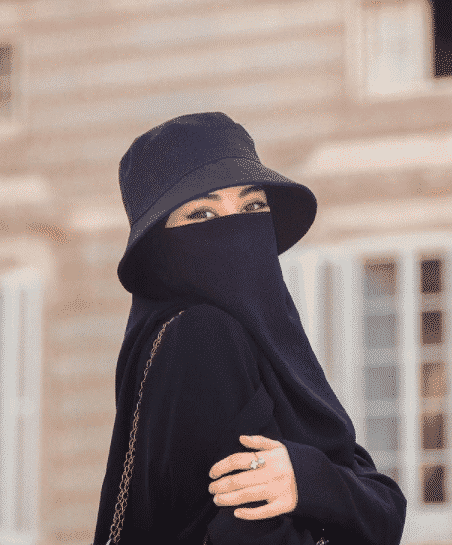 20 Modest Ideas on How To Wear Abaya Scarf To Cover Face
