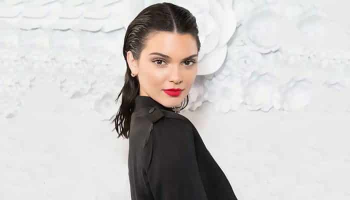 13 Quick and Easy Hairstyles for Work That Women Must Try 13 Quick and Easy Hairstyles for Work That Women Must Try