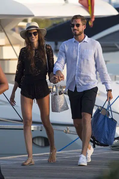 Cruise outfits for couples