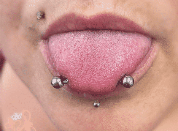 snake eye piercing 