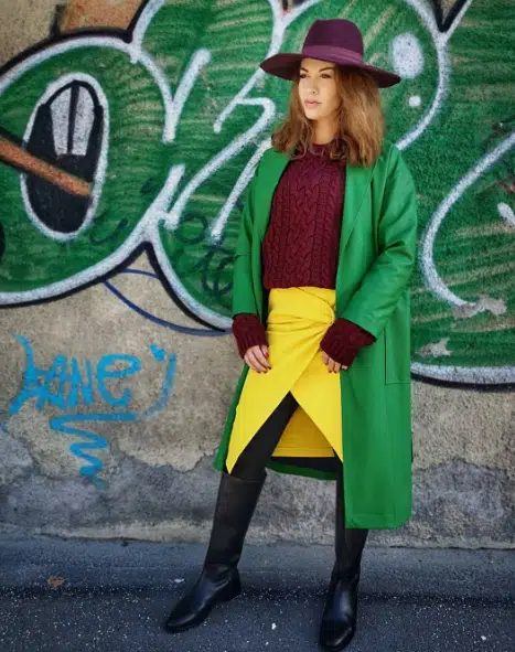How To Wear Burgundy Sweater