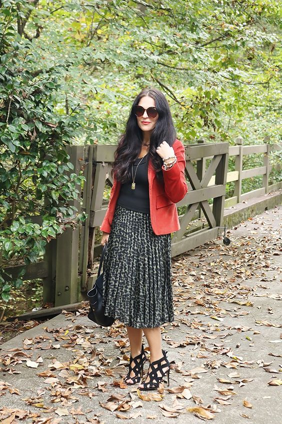 red blazer outfits