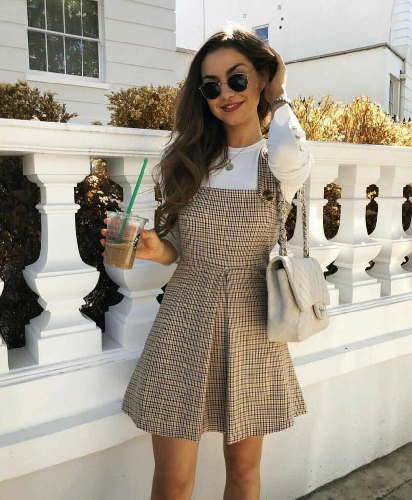 How to Wear a Pinafore Dress? 22 Outfit Ideas