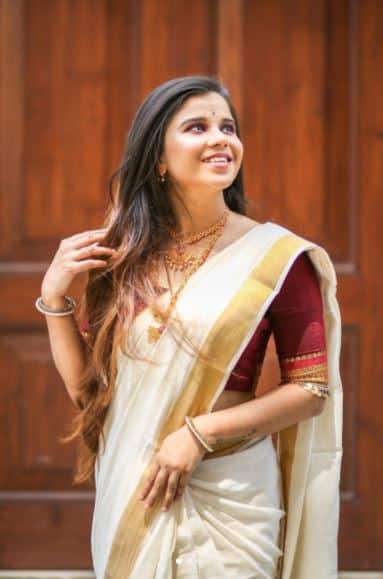 how to wear south indian saree