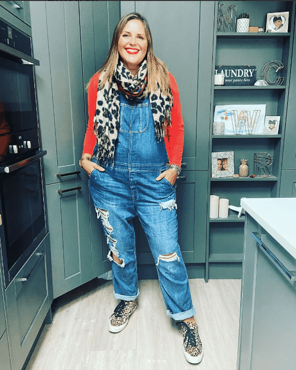 How To Wear Denim Overalls