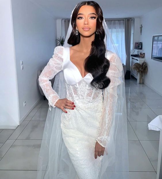 #21 Simple & Easy Hairstyles With Dresses That Look Amazing #21 Simple & Easy Hairstyles With Dresses That Look Amazing