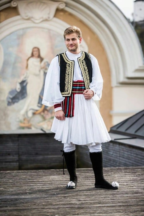 men's traditional outfits