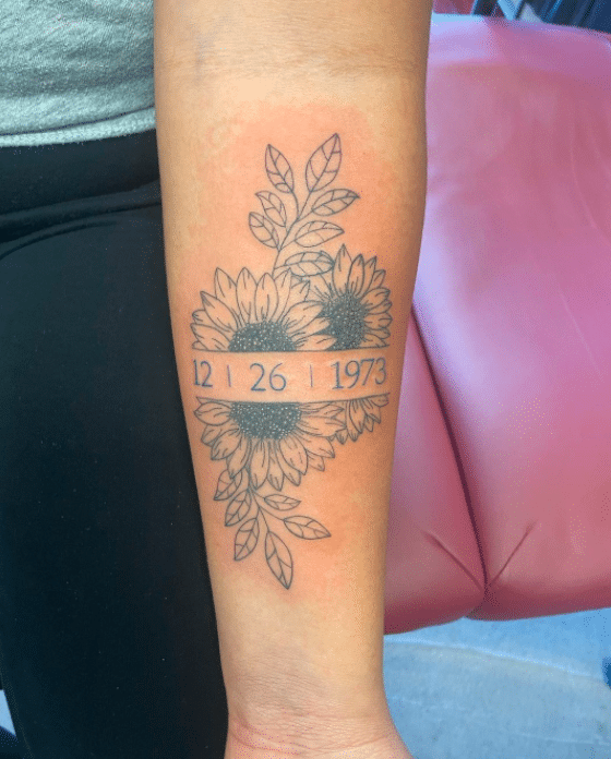 22 Cute Sunflower Tattoo Ideas with Meanings 22 Cute Sunflower Tattoo Ideas with Meanings