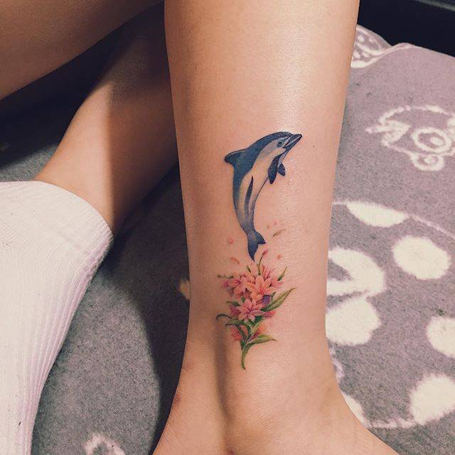 Dolphin Tattoo Designs – 20 Best Designs With Meanings Dolphin Tattoo Designs – 20 Best Designs With Meanings