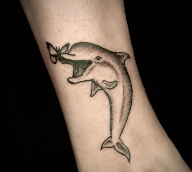 dolphin tattoo designs