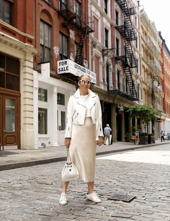 white-leather-jacket-outfits