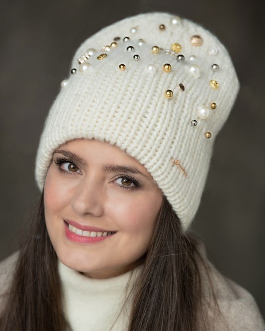 DIY Rhinestones Beanie Tutorial