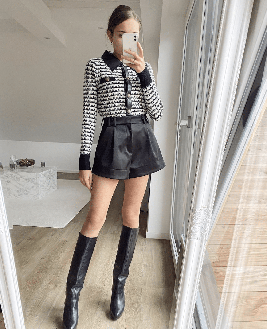Leather skirt black and white outfit