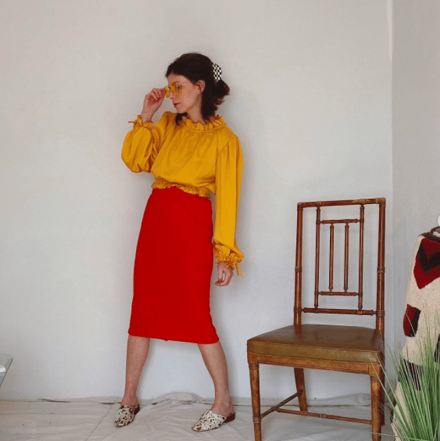 Red skirt outfits