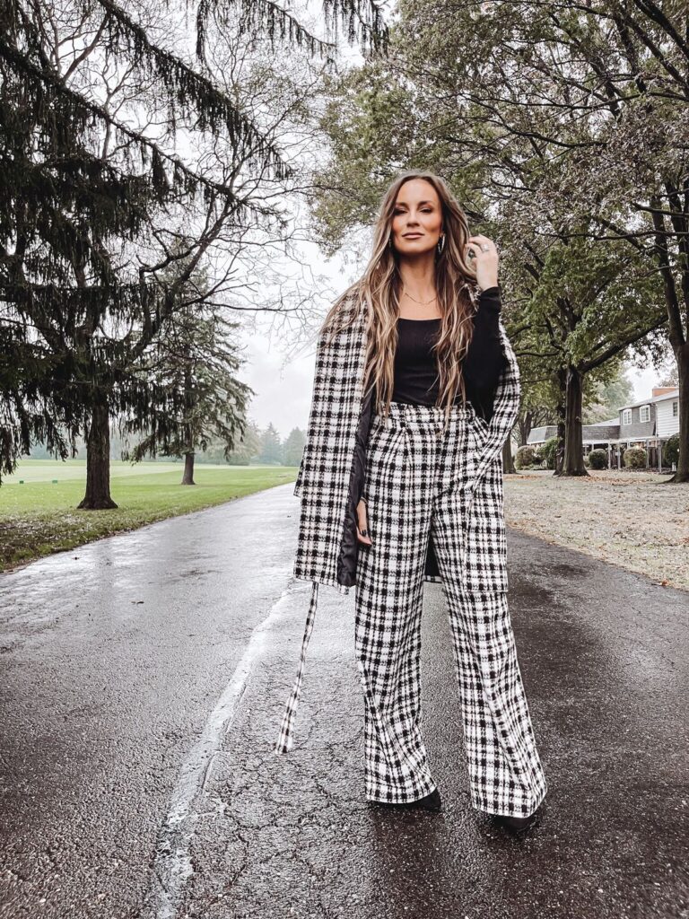 outfit with tartan pants