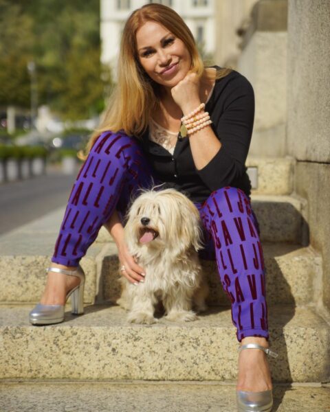 how to style purple leggings