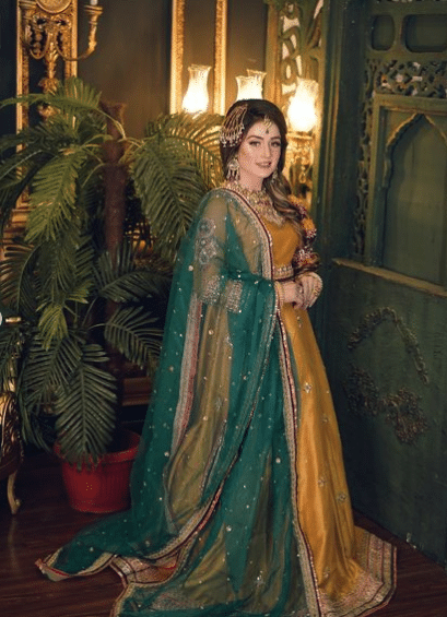 mehndi outfit