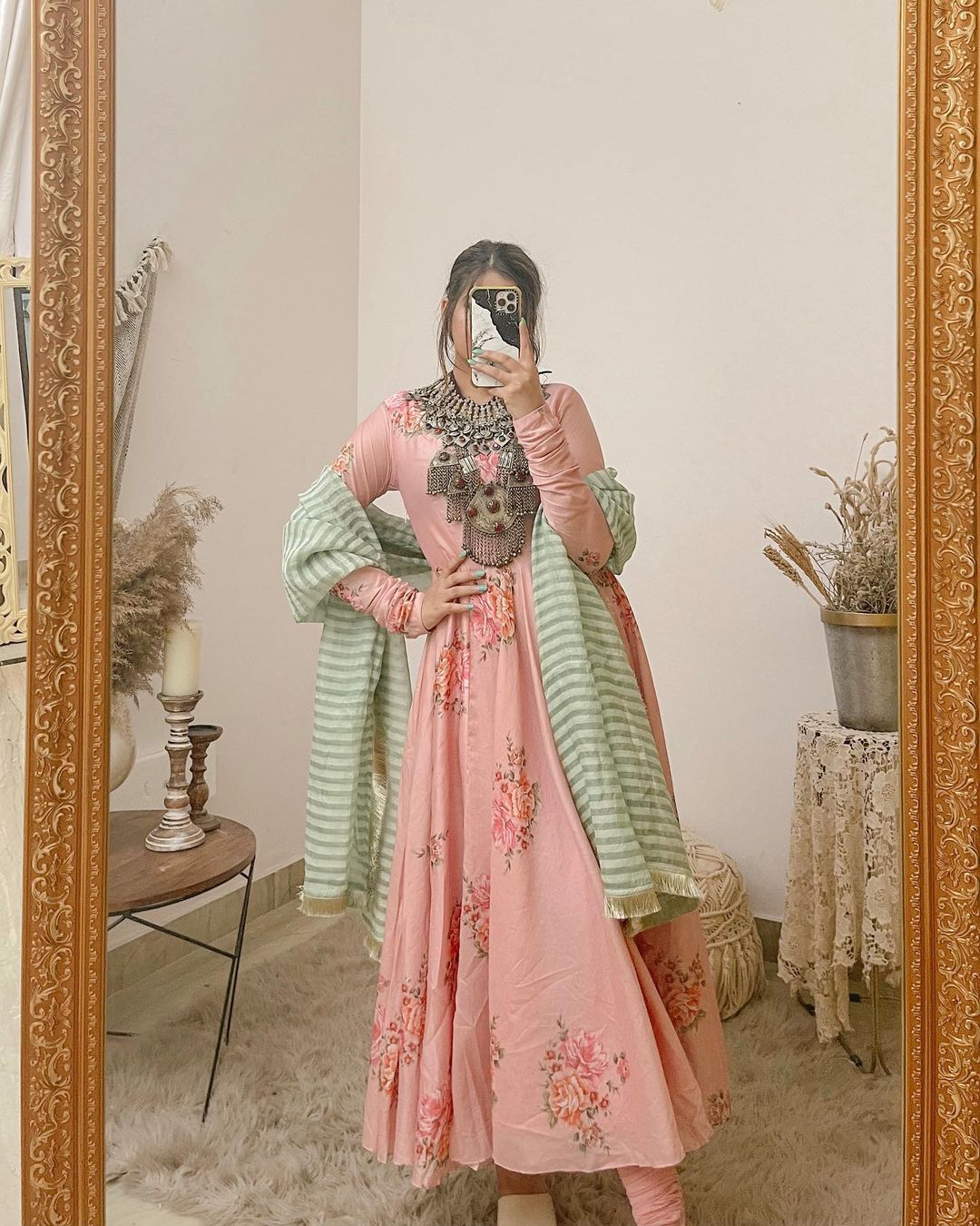 styling an anarkali