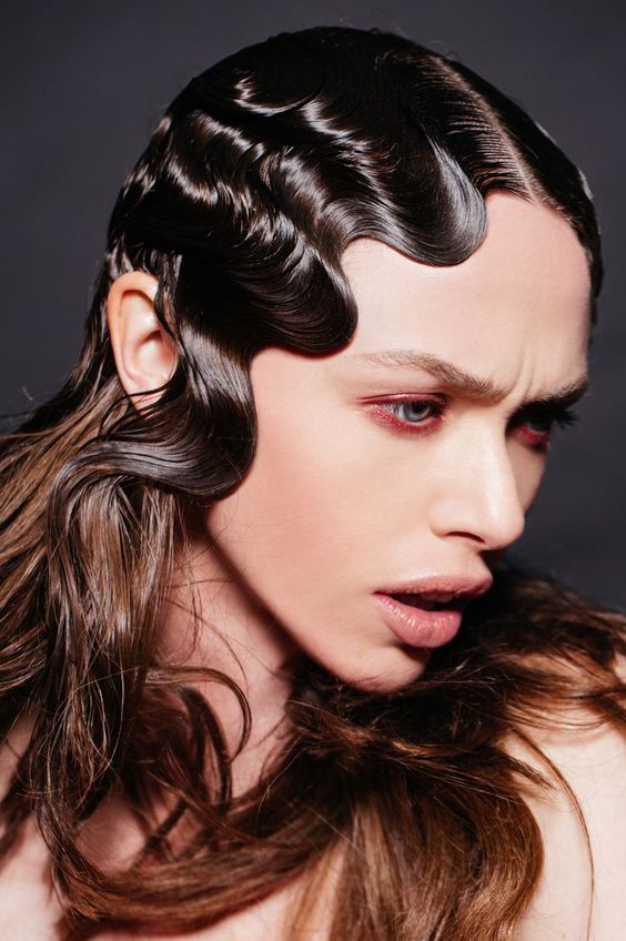Wet Hairstyles: 21 Ideas on How to Get The Wet Hair Look?