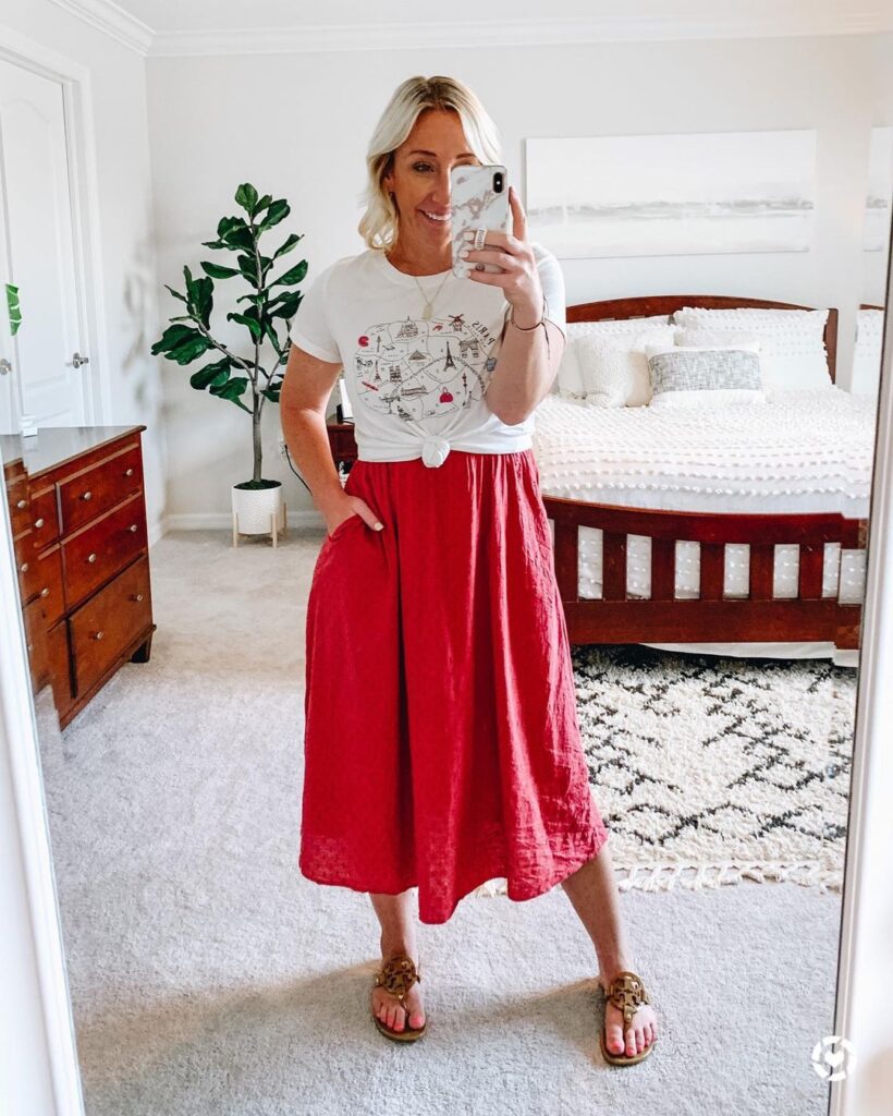 How To Style Fit And Flare Dresses 20 Outfit Ideas To Try