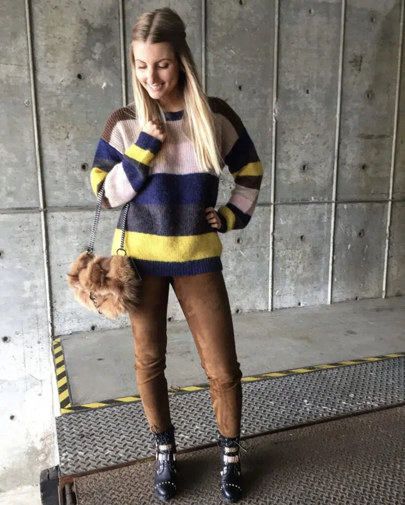 outfits with suede leggings