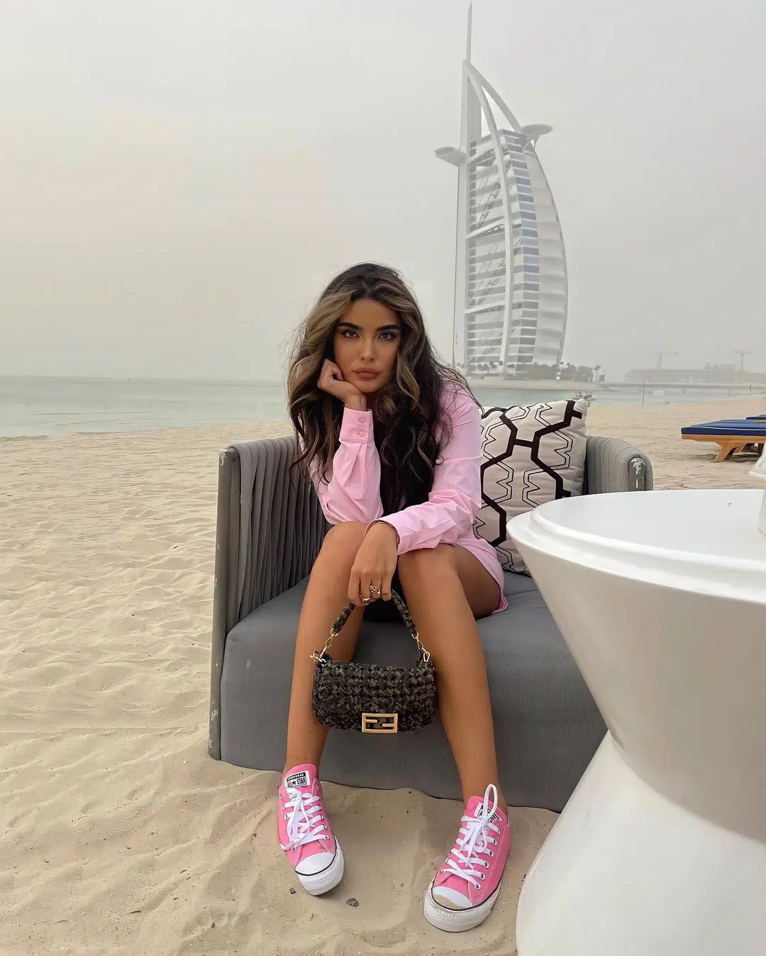 Casual outfit dubai style dubai outfits fashion trends 5