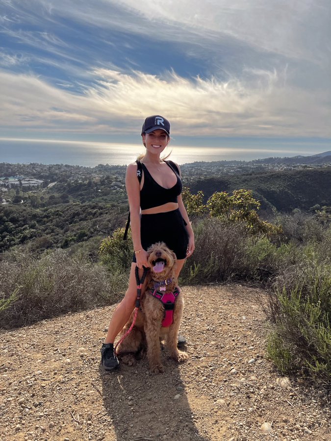 summer hiking outfit