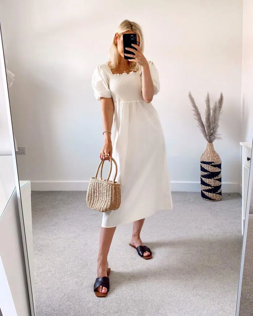 Best Outfits for Libra Women