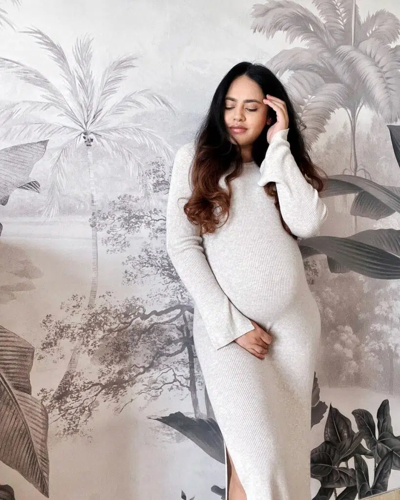 grey dress for mom to be