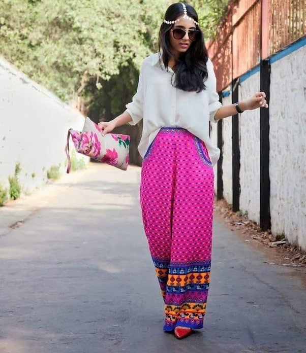 Outfits with Khussas