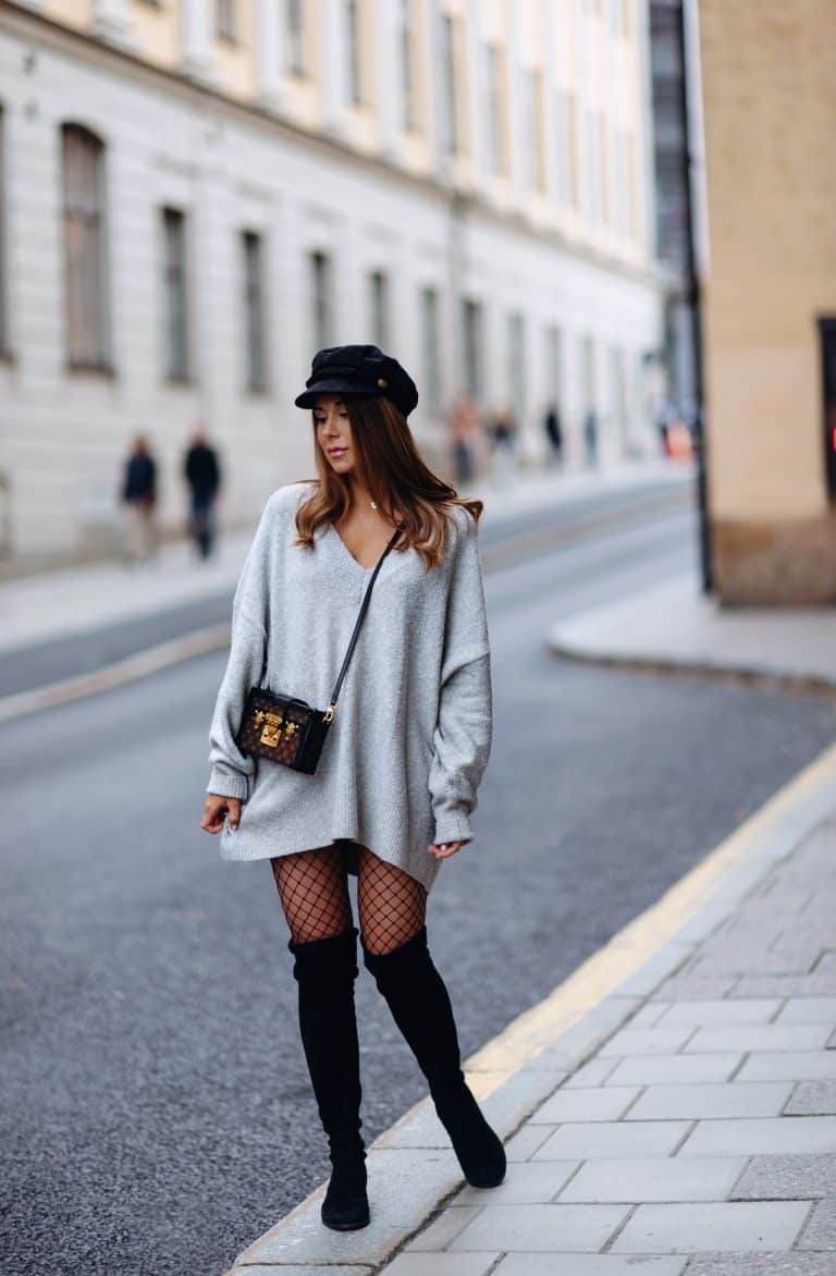 How To Style Leggings 20 Outfits To Wear With Leggings