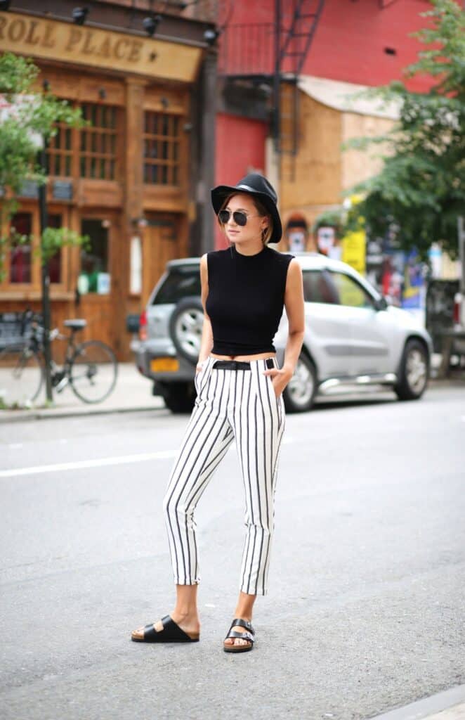 21 Best Women's Shoes To Wear With High Waisted Pants