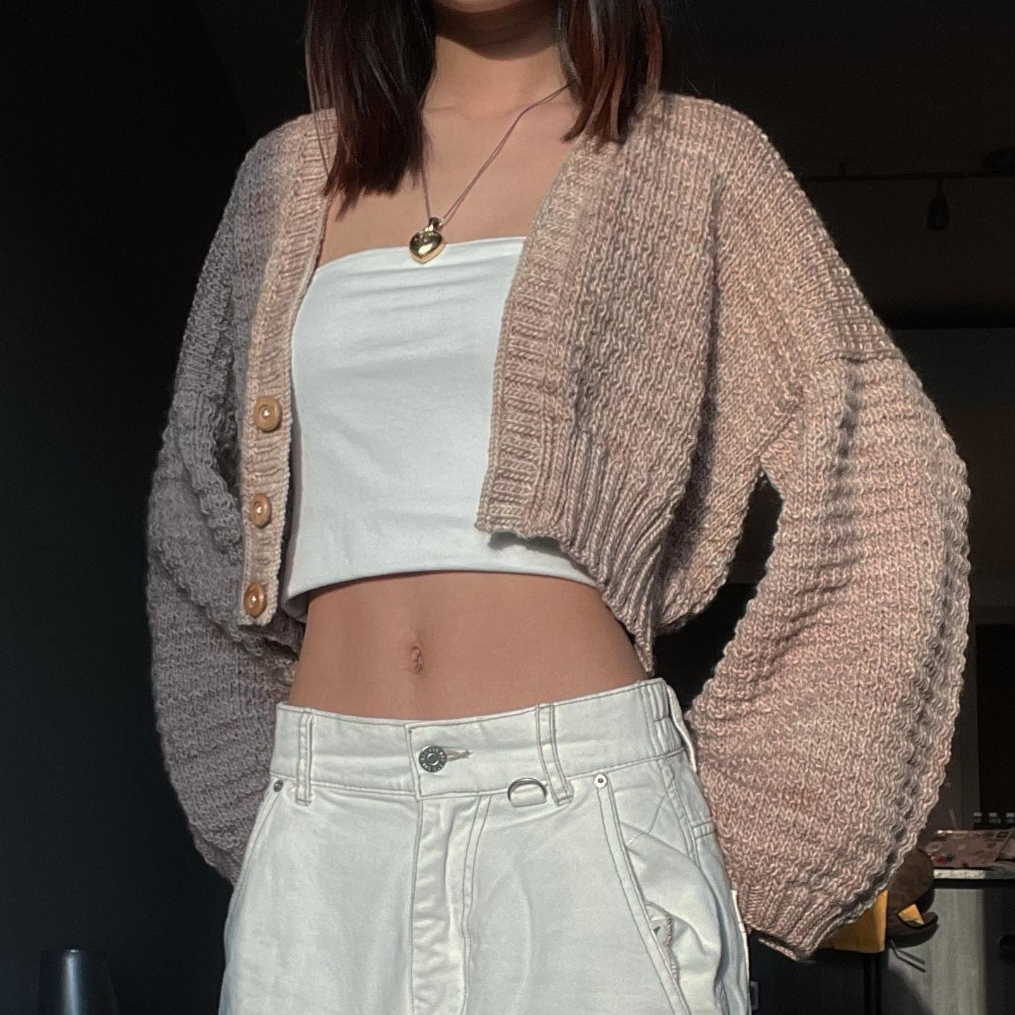 Cropped cardigan outfits