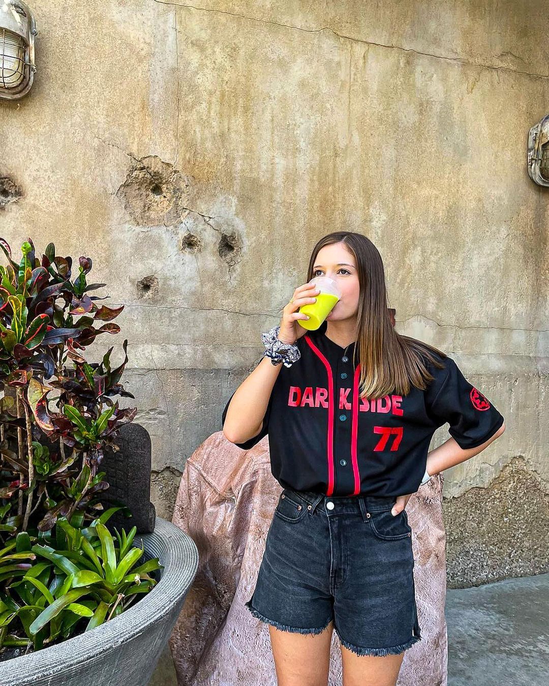 How to style a baseball jersey ⚾️🏟️ #ootd #grwm #streetwear