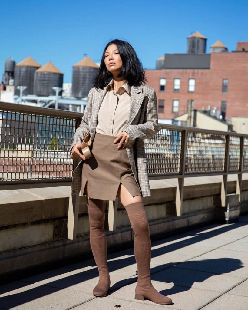 20 Stylish Outfits To Wear With Over The Knee Boots This Year 20 Stylish Outfits To Wear With Over The Knee Boots This Year