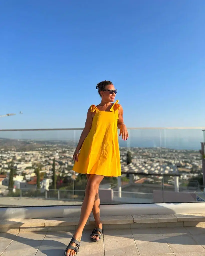how to wear trapeze dresses